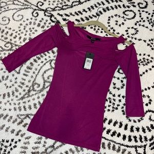GUESS Shoulder Cut Out Top Purple & White